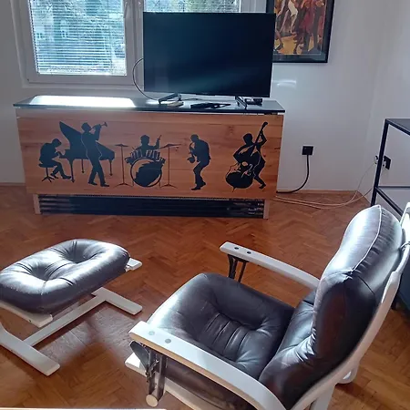 Secret Garden Apartment Belgrade