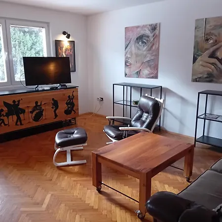 Secret Garden Apartment Belgrade