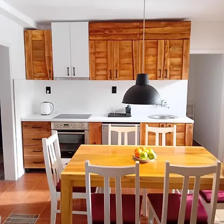 Secret Garden Apartment